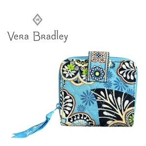 Vera Bradley Bali Blue Snap Closure Bi-Fold Wallet‎